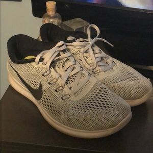 Nike Free RN shoes